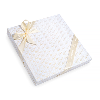 Goldy white luxe